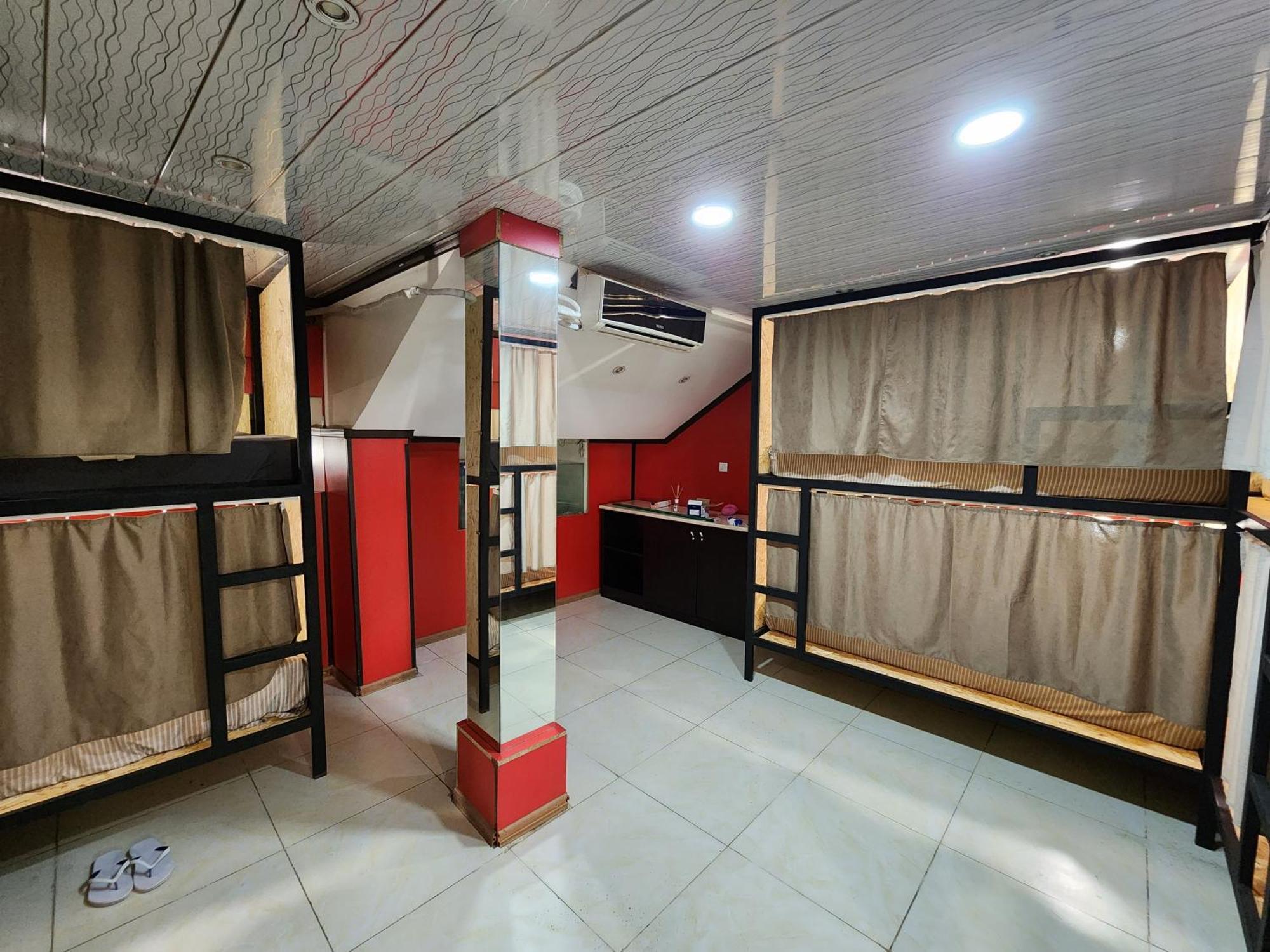 Gallary Hostel Tbilisi Exterior foto